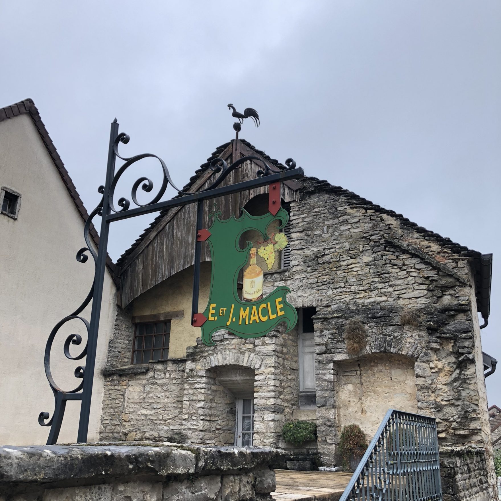 02_Vine_Trail_Domaine_Macle_1_1